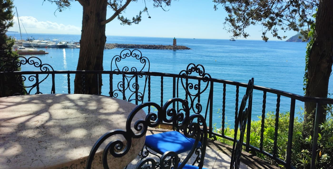 Alanya'da deniz manzaralı teras